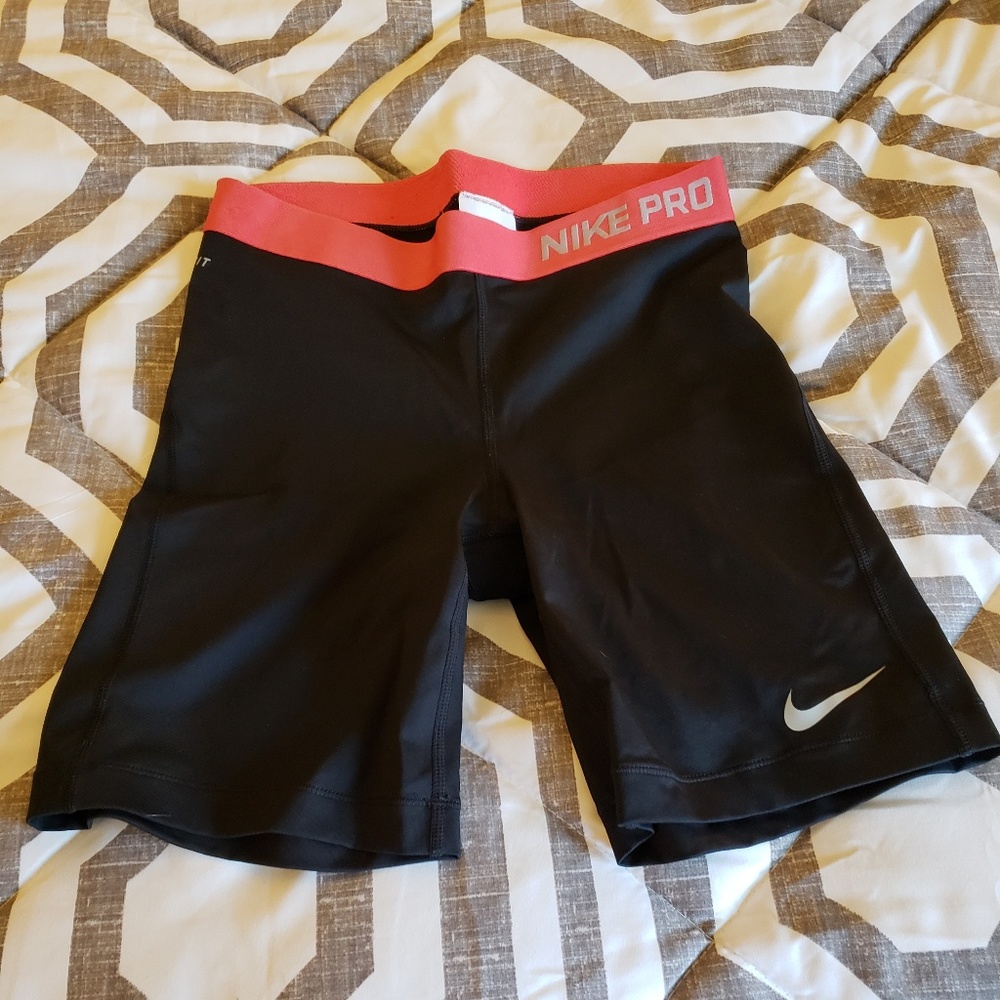 Athletic shorts